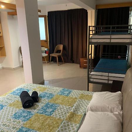 Ground Floor Apartment With Big Balcony Larnaca Buitenkant foto